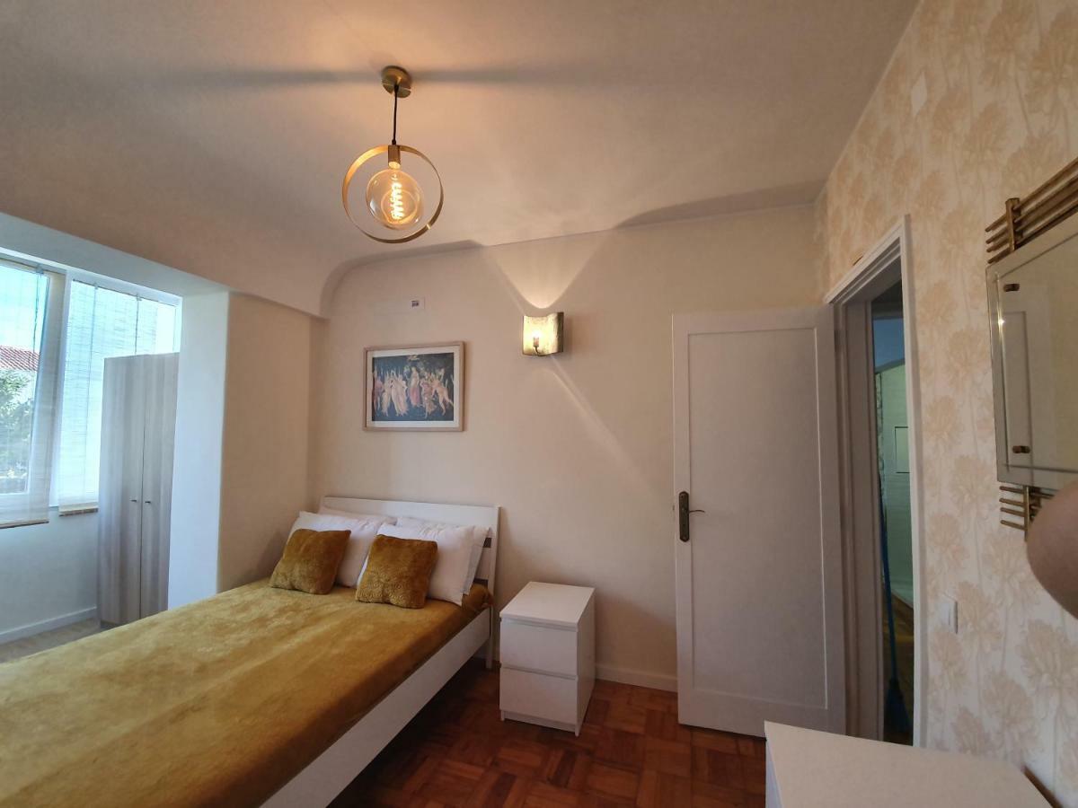 Guesthouse XANA Lisboa Extérieur photo